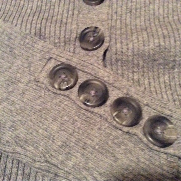 Wool Cardigan - Picture 5 of 8